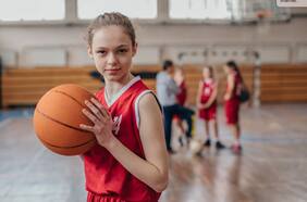 ¡Impulsa el deporte en tus hijos con las Escuelas CDUC! Descuentos exclusivos para socios de Club La Tercera.